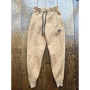 Nike Tech Fleece Joggers Size XS Womens Mid Rise Sportswear Flax Brown $120